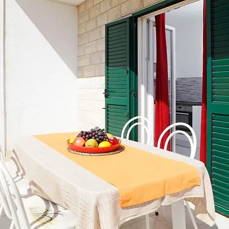 Katica Apartments Bol Exterior photo