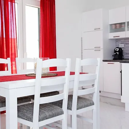 Katica Apartments Bol Exterior photo