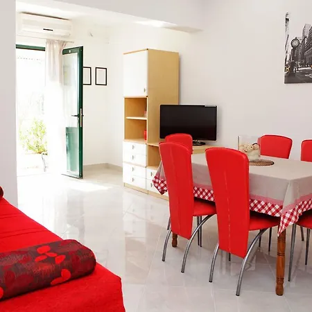 Katica Apartments Bol Exterior photo