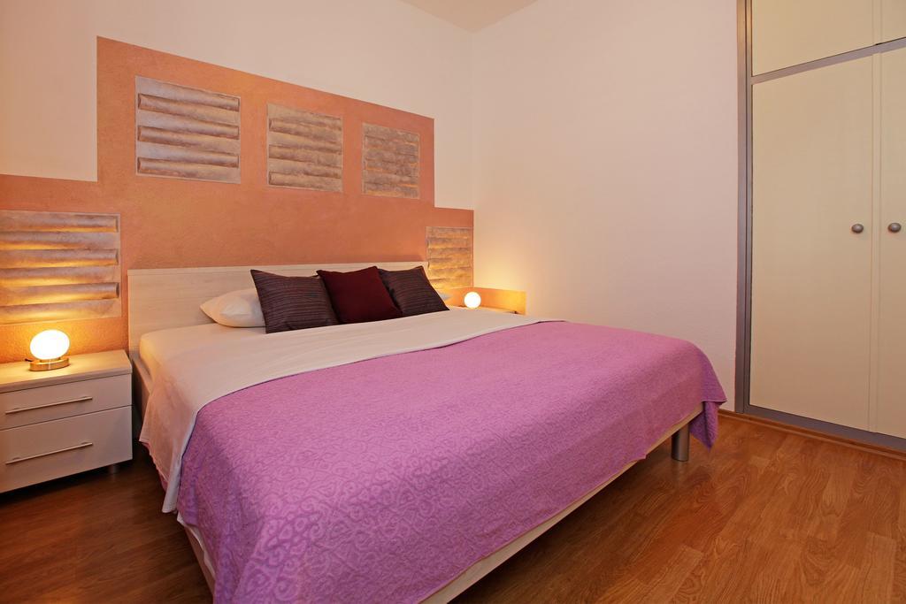Apartment Katica Bol