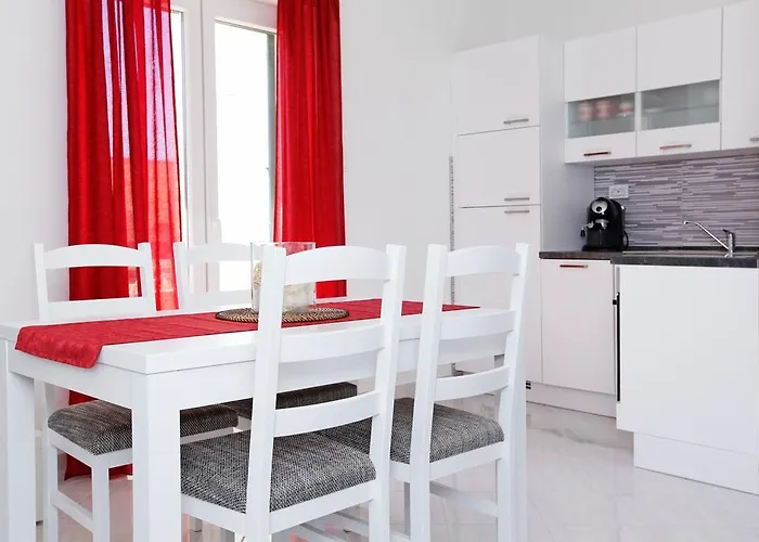 Katica Apartments